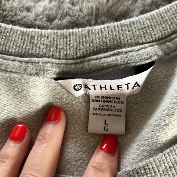 Athleta Hi-Lo Sweatshirt - Picture 2 of 5